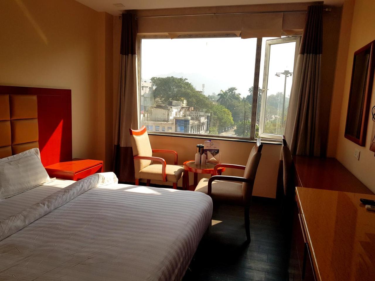 Hotel Blue Lagoon Haridwār Eksteriør billede